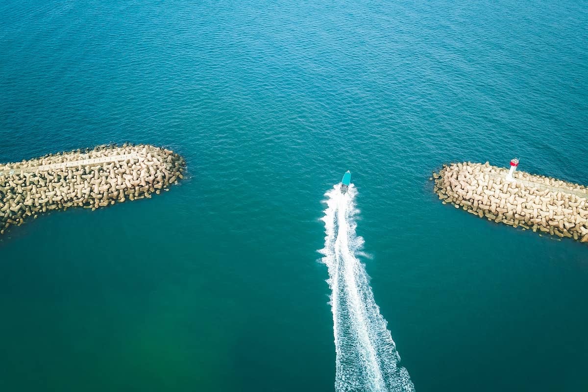 Examen permis bateau option cotiere feux entrée et sortie de port